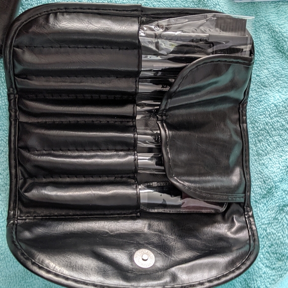 Marciano travel brush kit - Picture 5 of 6